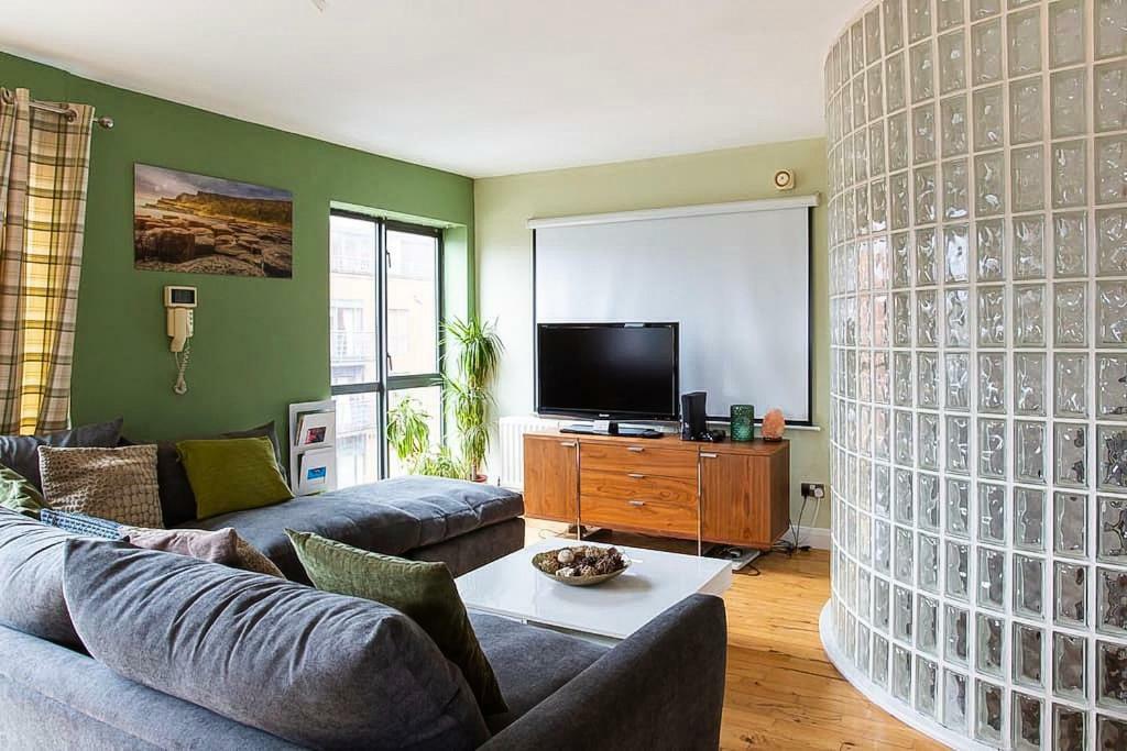 Spacious Belfast City Centre Duplex Apartment Екстер'єр фото