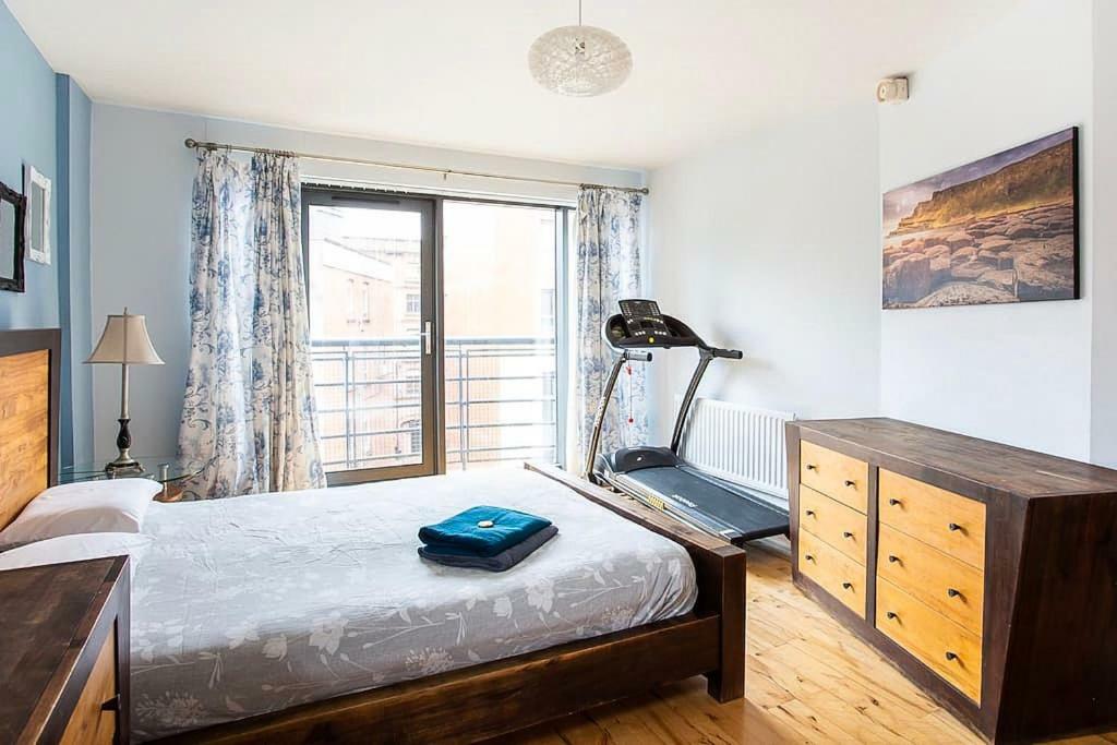 Spacious Belfast City Centre Duplex Apartment Екстер'єр фото