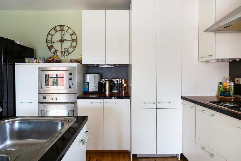 Spacious Belfast City Centre Duplex Apartment Екстер'єр фото