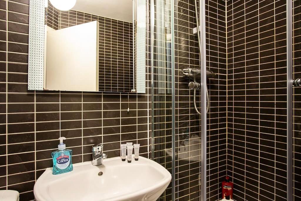 Spacious Belfast City Centre Duplex Apartment Екстер'єр фото